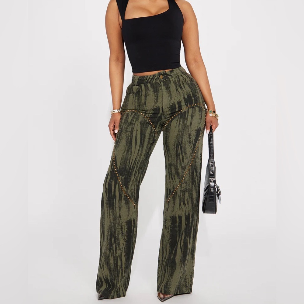 Concrete Safari Studded Wide Leg Pant - Olive from fashion nova size large NEW